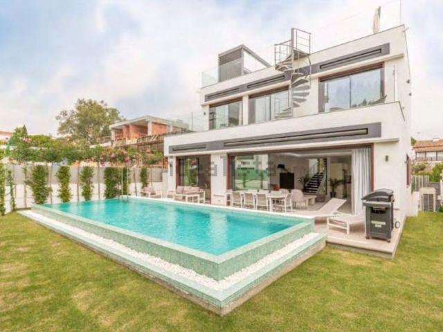 Chalet, Las Lomas de Río Verde, Marbella