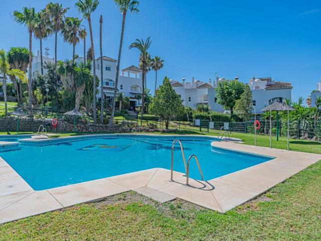 Chalet, Las Lomas, Estepona