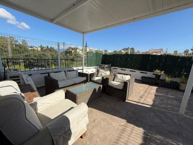 Chalet, Las Lomas, Estepona