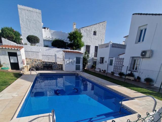 Chalet, Las Lomas, Estepona