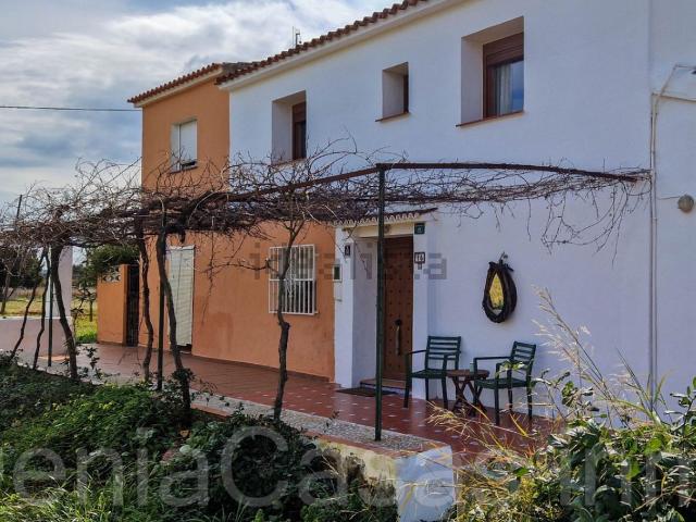 Chalet, Les Bassetes El Marjal, Denia
