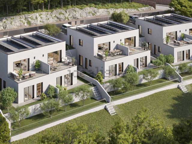Chalet, Les Fonts, Terrassa