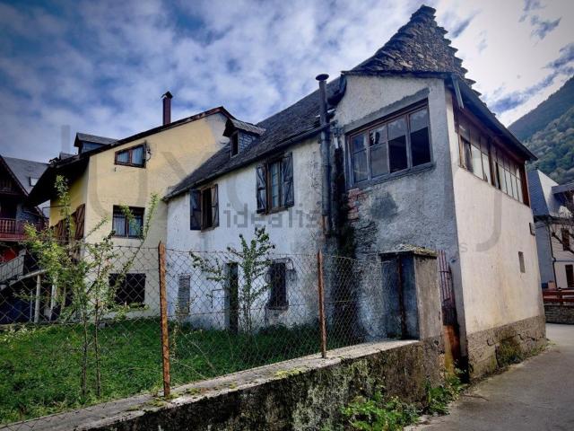 Chalet, Les