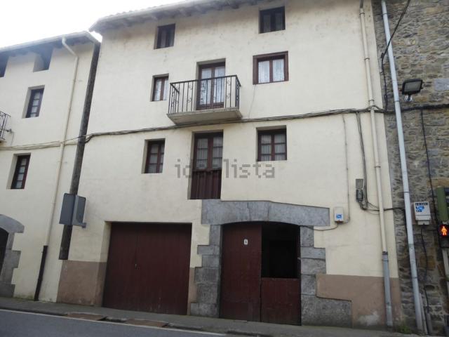Chalet, Lizartza