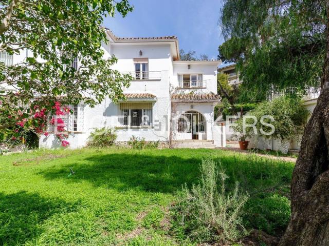 Chalet, Limonar, Málaga