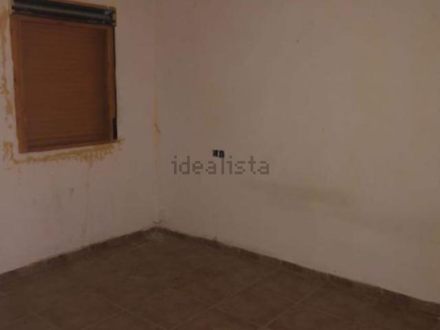 Chalet, Linares