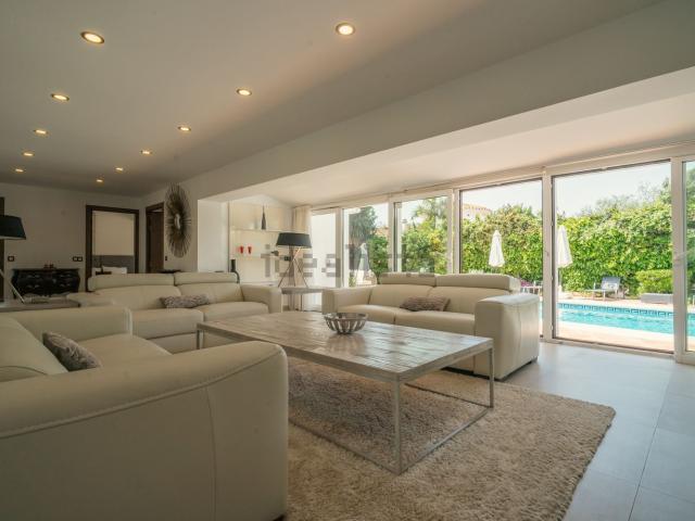 Chalet, Linda Vista Nueva Alcántara Cortijo Blanco, Marbella
