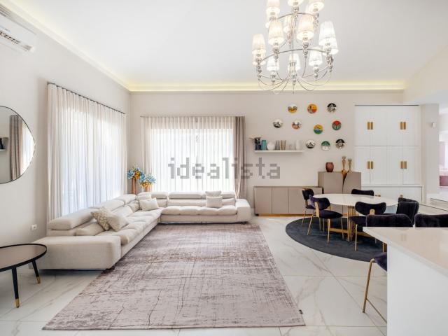 Chalet, Linda Vista Nueva Alcántara Cortijo Blanco, Marbella