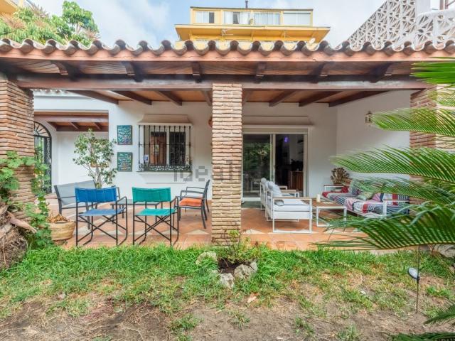 Chalet, Linda Vista Nueva Alcántara Cortijo Blanco, Marbella
