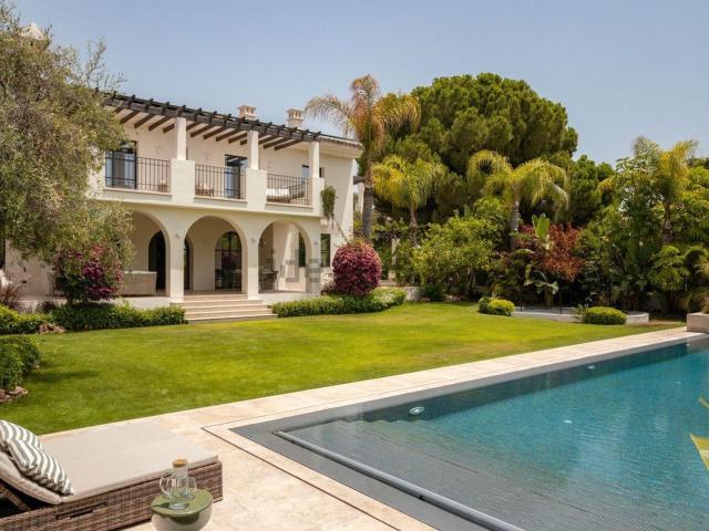 Chalet, Linda Vista Nueva Alcántara Cortijo Blanco, Marbella