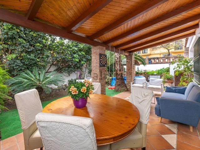 Chalet, Linda Vista Nueva Alcántara Cortijo Blanco, Marbella