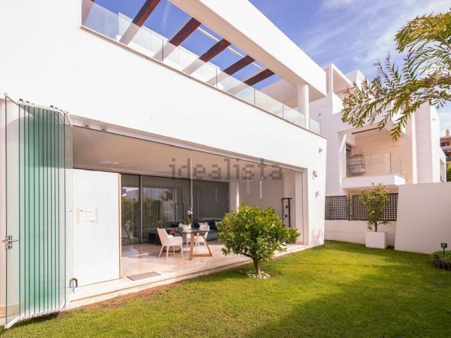 Chalet, Linda Vista Nueva Alcántara Cortijo Blanco, Marbella