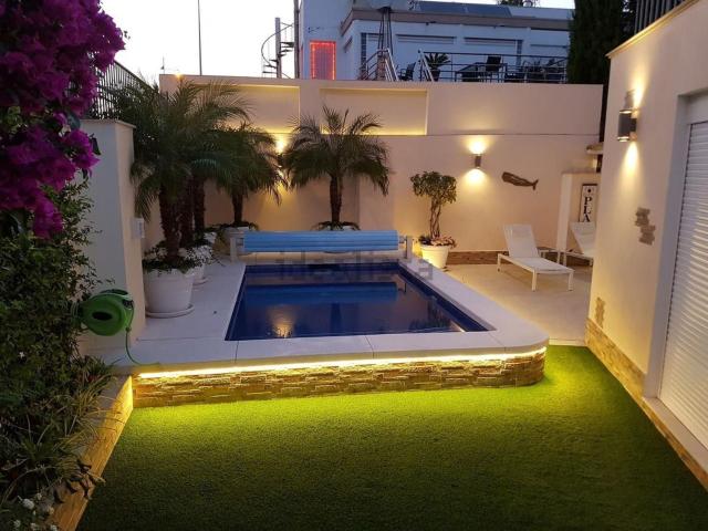 Chalet, Linda Vista Nueva Alcántara Cortijo Blanco, Marbella
