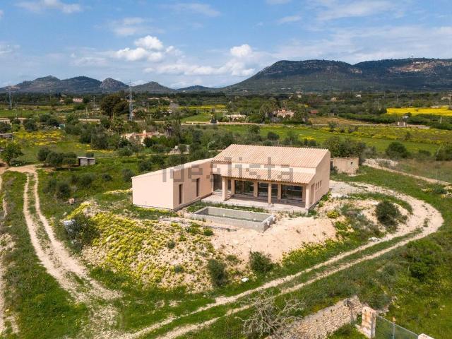 Chalet, Llucmajor