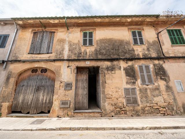Chalet, Llucmajor