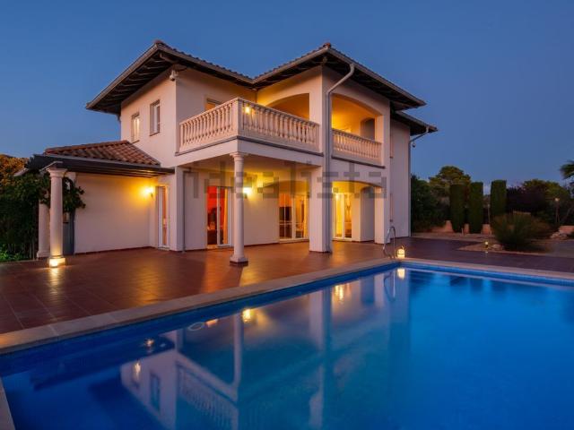 Chalet, Llucmajor