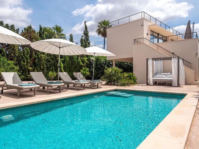 Chalet, Llucmajor