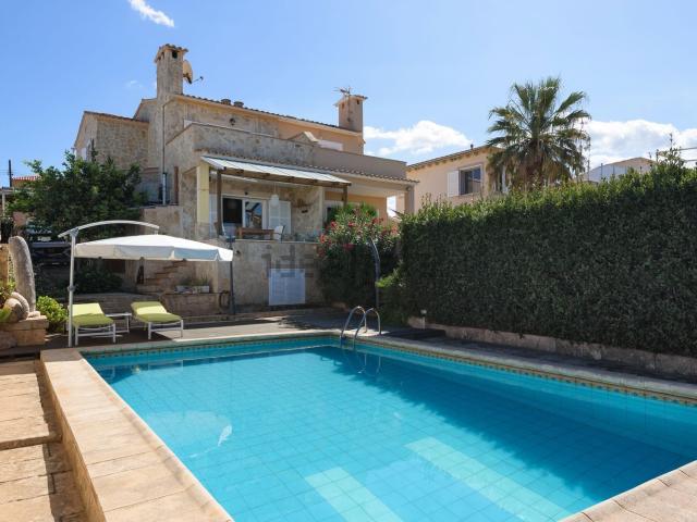 Chalet, Llucmajor