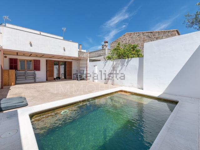 Chalet, Llucmajor