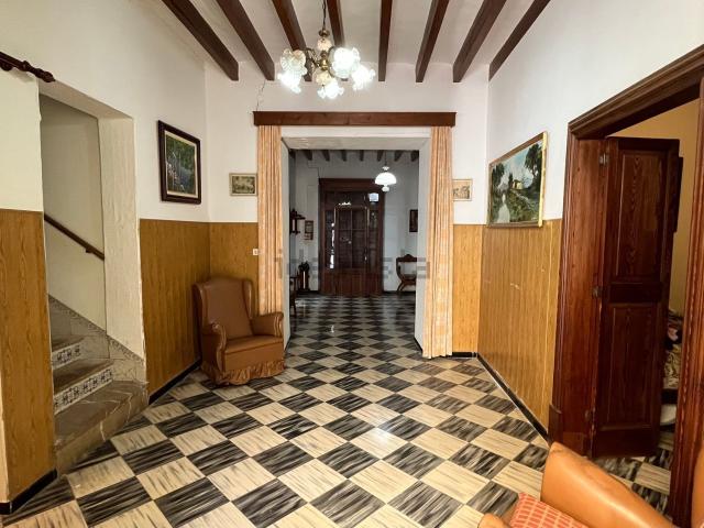 Chalet, Llubi