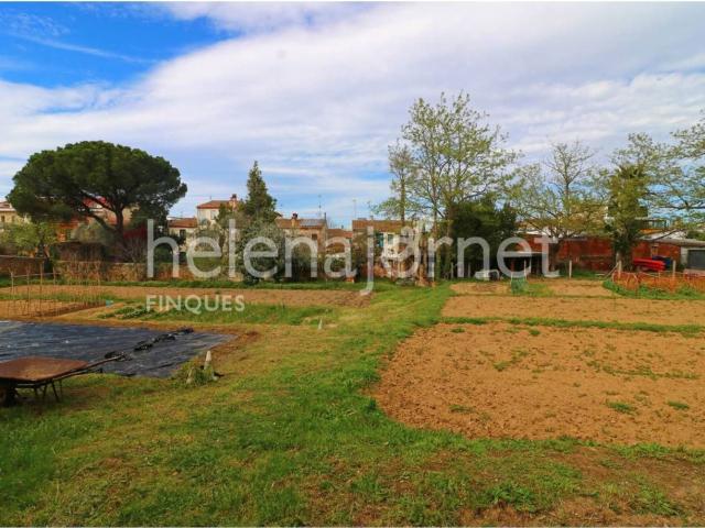 Chalet, Llagostera