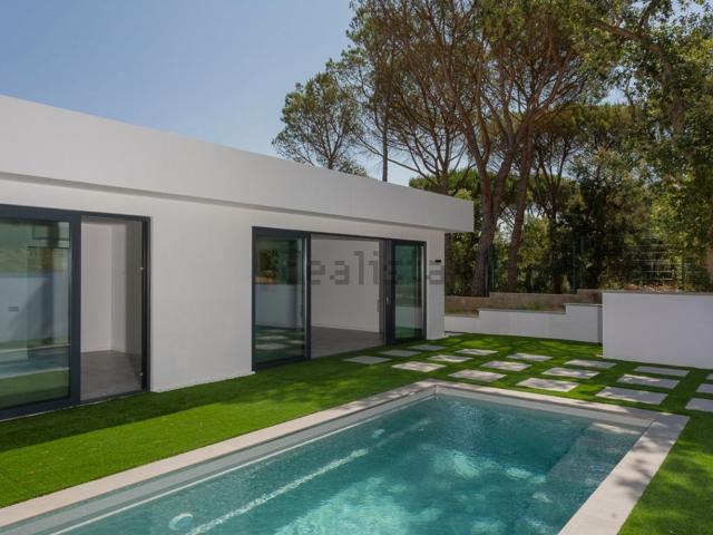 Chalet, Llagostera