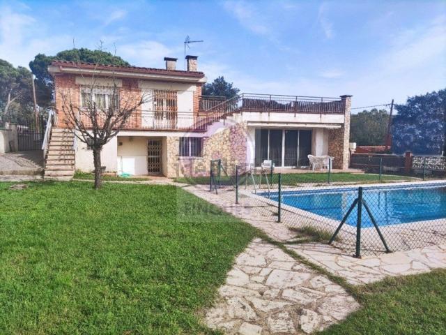 Chalet, Llagostera