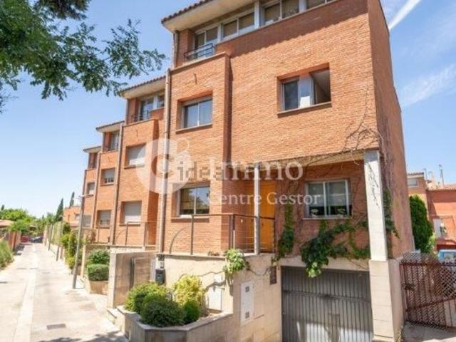 Chalet, Lleida