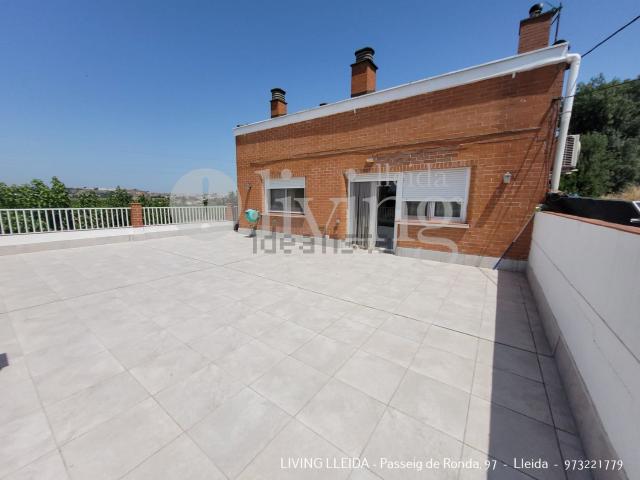 Chalet, Lleida