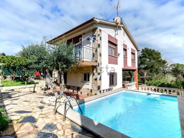 Chalet, Lliçà d&apos Amunt
