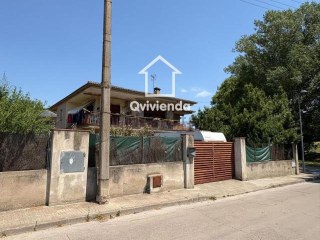 Chalet, Llinars del Vallès