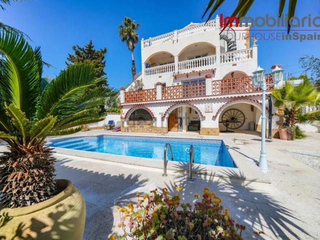 Chalet, Lloret Blau La Creu de Lloret, Lloret de Mar