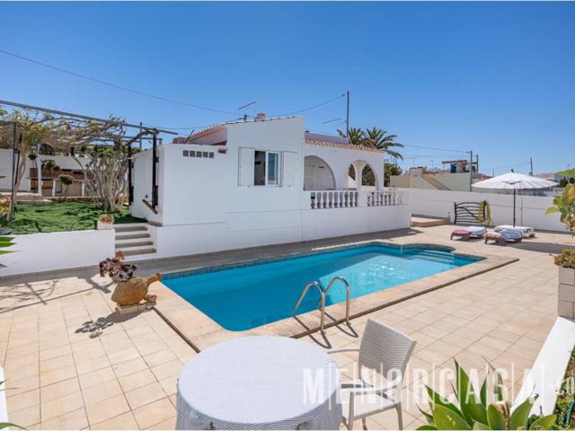 CHALET LUMINOSO Y SOLEADO CON PISCINA Y VISTAS AL MAR