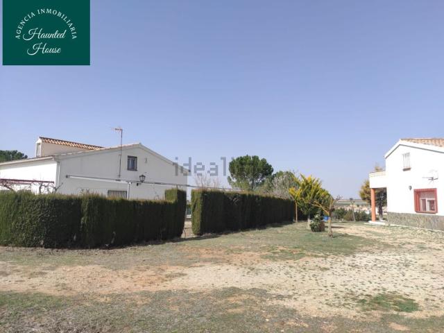Chalet, Motilleja