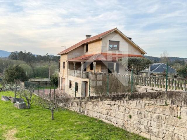 Chalet, Mourente