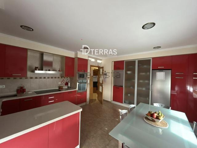 Chalet, Mourente
