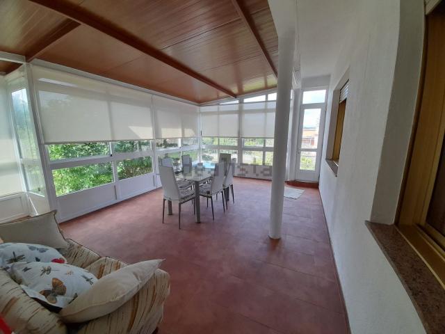 Chalet, Mourente