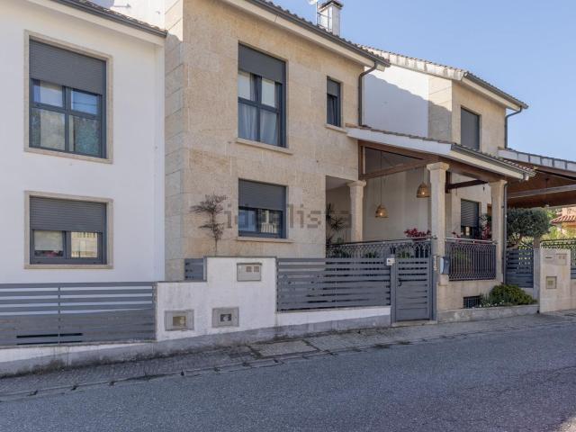 Chalet, Moaña