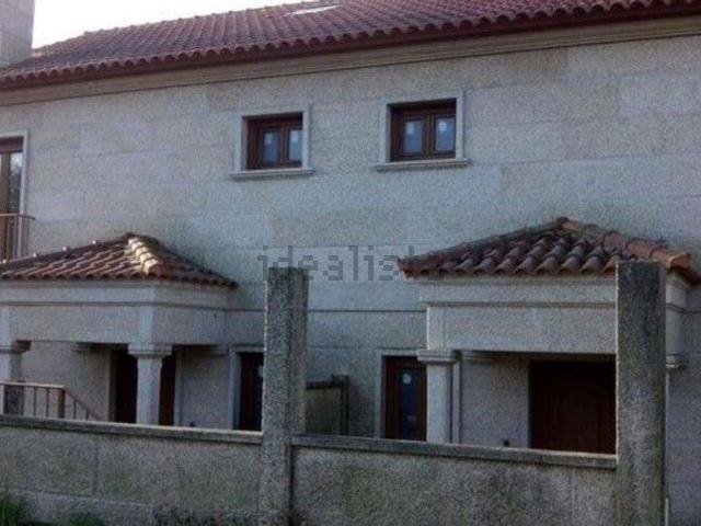 Chalet, Moaña