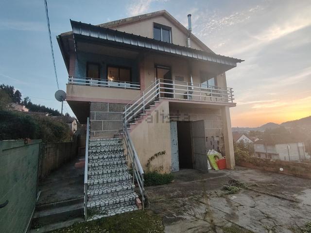 Chalet, Moaña