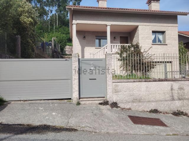 Chalet, Moaña