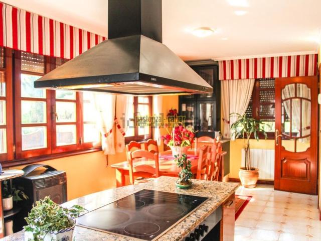 Chalet, Moaña