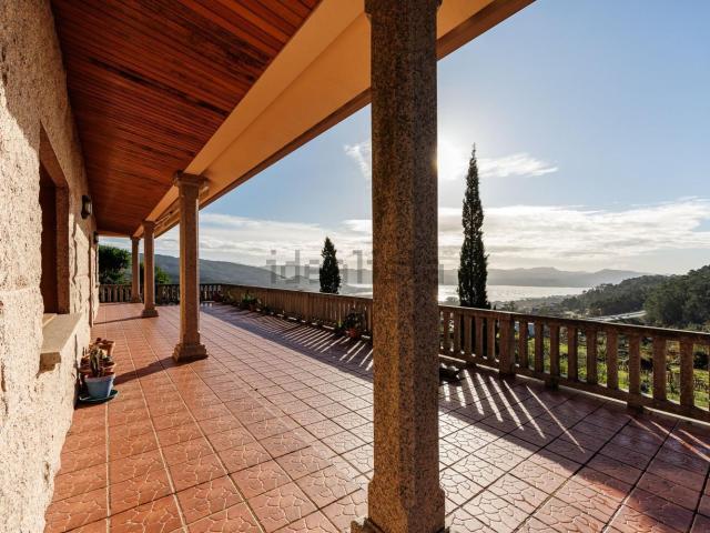 Chalet, Moaña