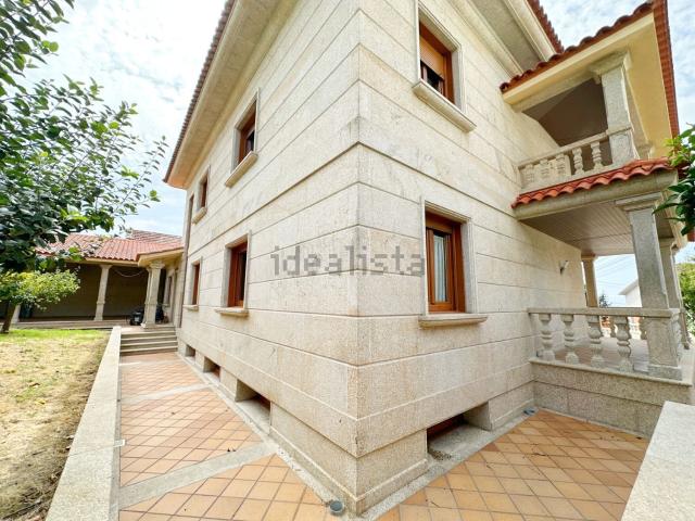 Chalet, Moaña