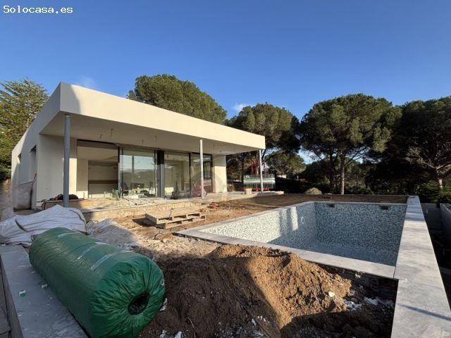 Chalet moderno cerca del centro y de la costa de Calonge