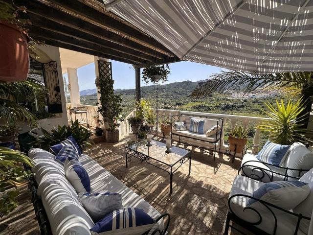 Chalet, Monda