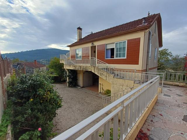 Chalet, Mondariz