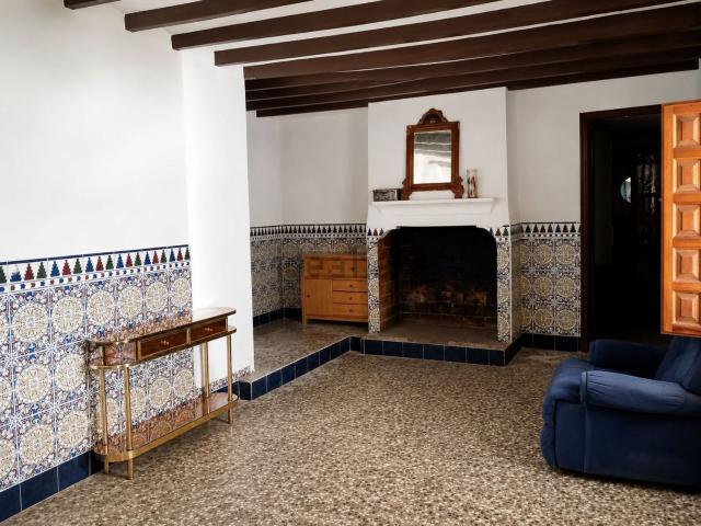 Chalet, Monovar