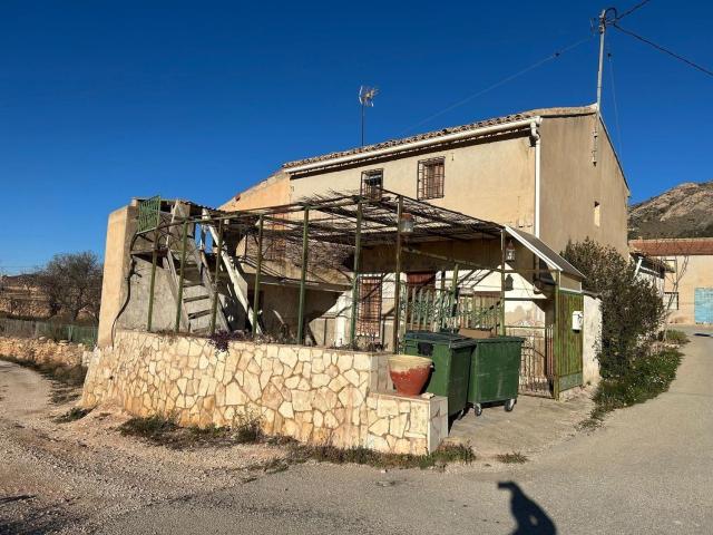 Chalet, Monovar