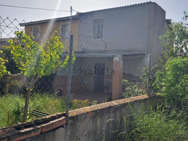 Chalet, Monovar